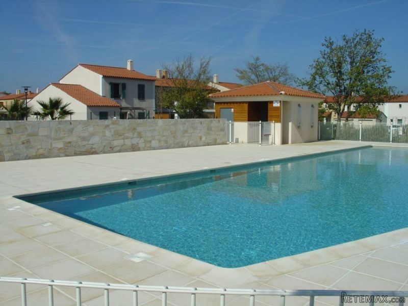Sale Apartment - Roquebrune-sur-Argens - 2