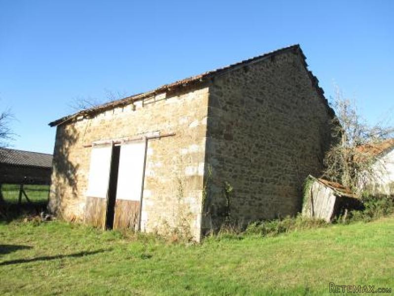 Barn In The Countryside to Convert - 2