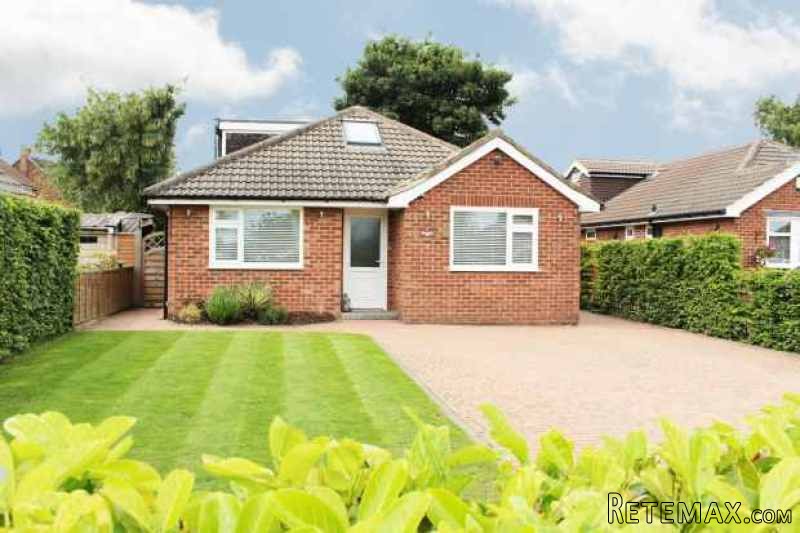 3 bedroom, Detached Bungalow house for..