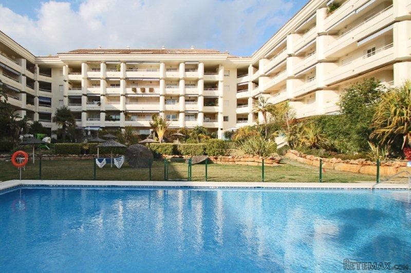 2 bedroom Apartment For Sale: Marbella