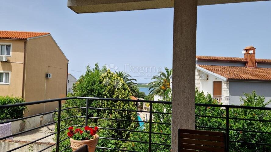 Nova kuća u Medulinu s 4 apartmana - 170m od mora - 3
