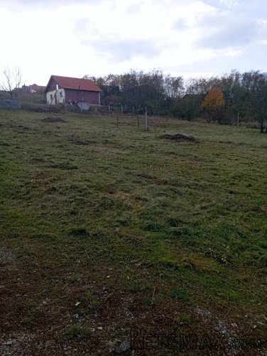 Prodajem plac u Beogradu-Miljakovacke staze - 3