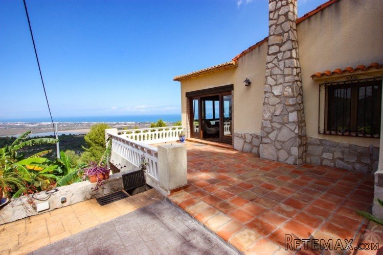 Finca with sea views for sale in Benimeli mountains. The.. - 4