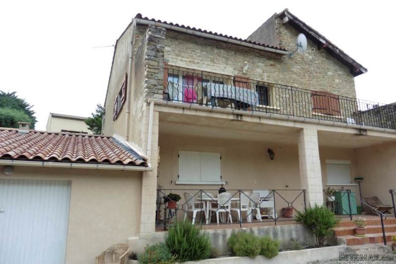 Stone House Spit Into Two Apartments