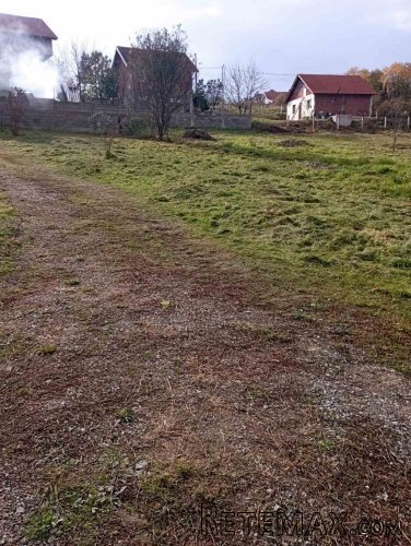 Prodajem plac u Beogradu-Miljakovacke staze - 6