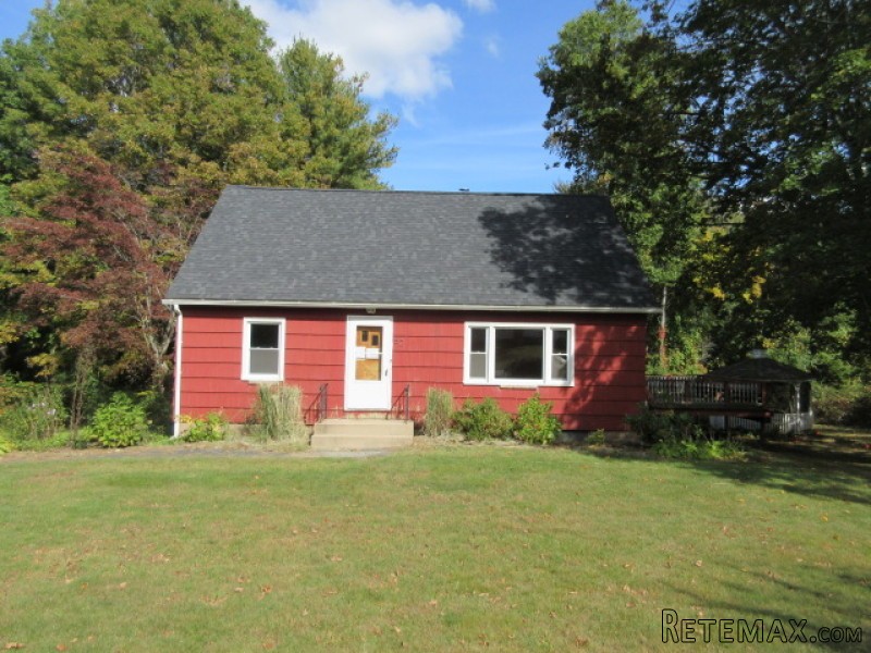 52 Haddam Neck Rd East Hampton, CT..