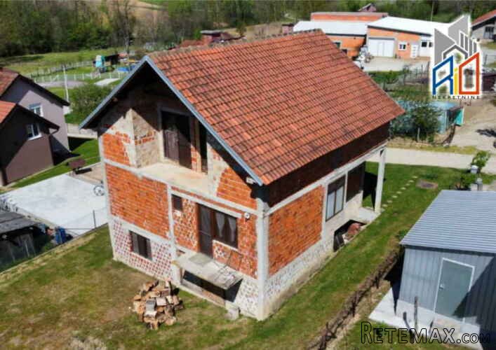 NA PRODAJU! Useljiva kuća u Radjevom selu kod Valjeva - 12
