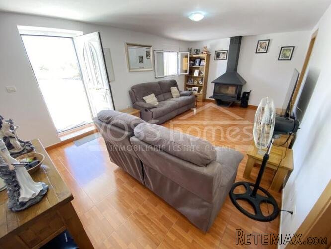 NEW TO VOSS HOMES - An immaculately presented, recently.. - 12