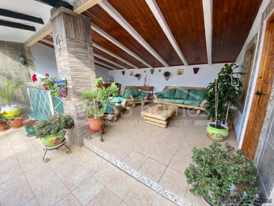 NEW & EXCLUSIVE TO VOSS HOMES - A uniquely designed, full.. - 13
