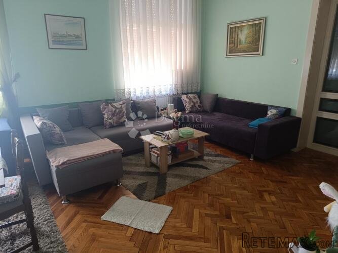 POSEBNA PRILIKA: Trosobni stan u Osijeku – odlična lokacija! - 3