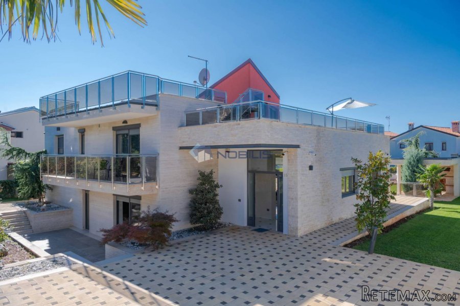 Poreč-vila s bazenom