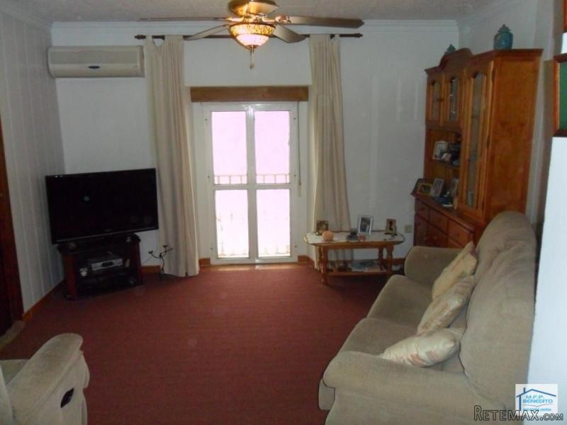 Flat for sale in El Burgo, 30.000..