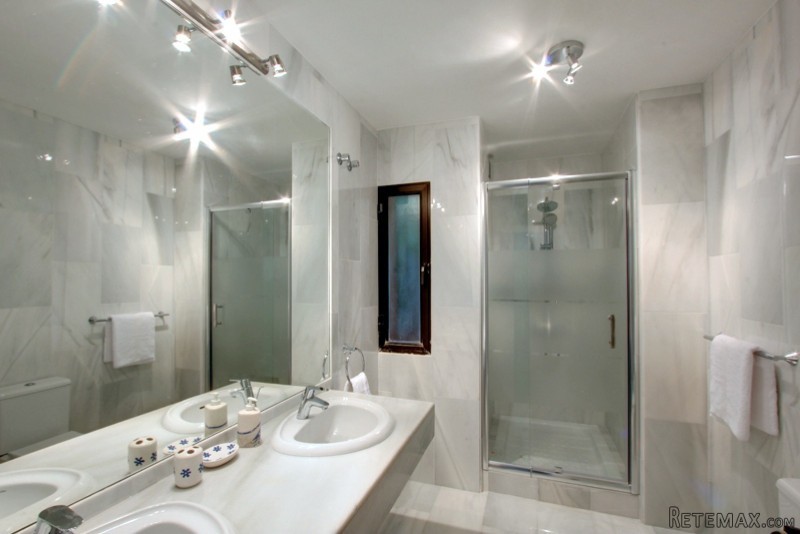 Fully Refurbished Villa with Panoramic..