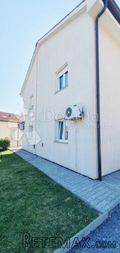 DRENOVA, ETAŽA KUĆE SA DVA ODVOJENA STANA I OKUĆNICOM