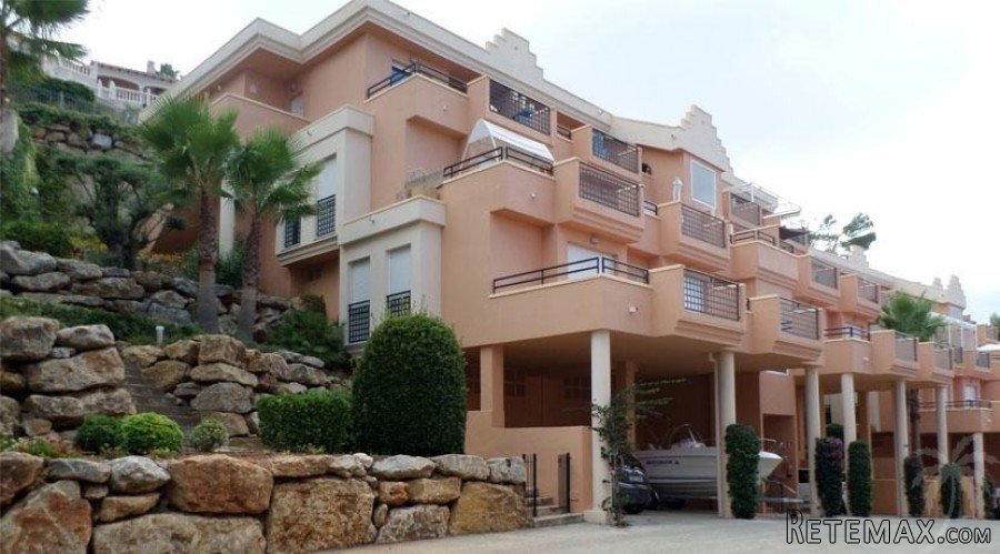 Precious apartment on the second floor of a luxury complex.. - 2