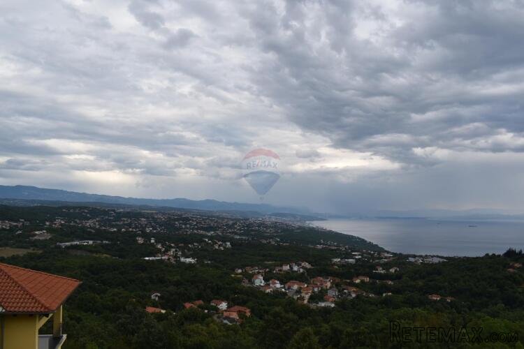 Stan s panoramskim pogledom - Rukavac