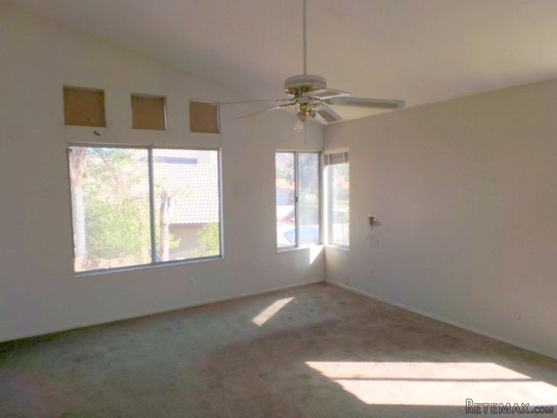 15800 Oro Glen Dr Moreno Valley, CA.. - 2
