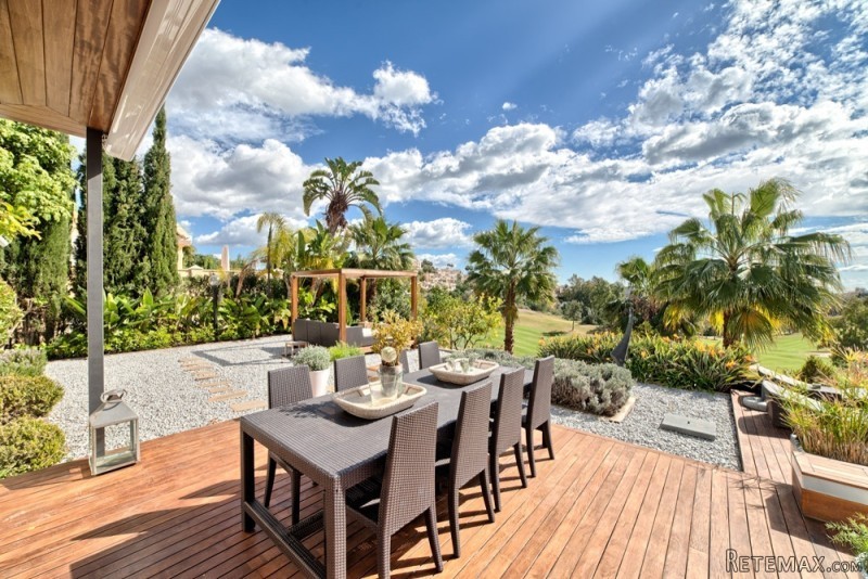 Front Line Golf Modern Villa