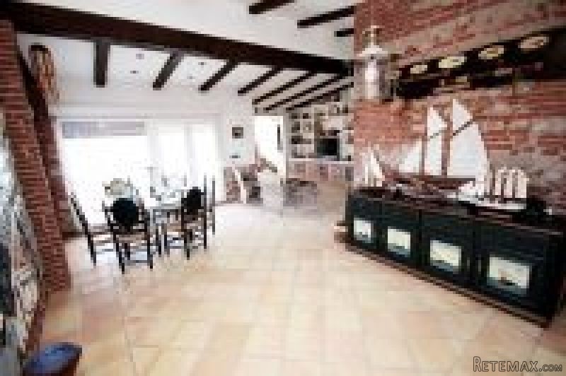 3 Bedrooms - Villa - Alicante - For Sale