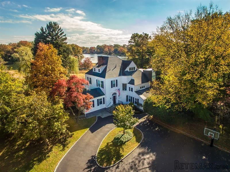 4 bedroom House For Sale: 941 Taylors.. - 2