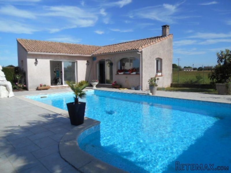Well Renovated Villa With Garden.. - 2