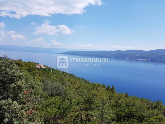 Mošćenička Draga, 10.000m2 zemljišta