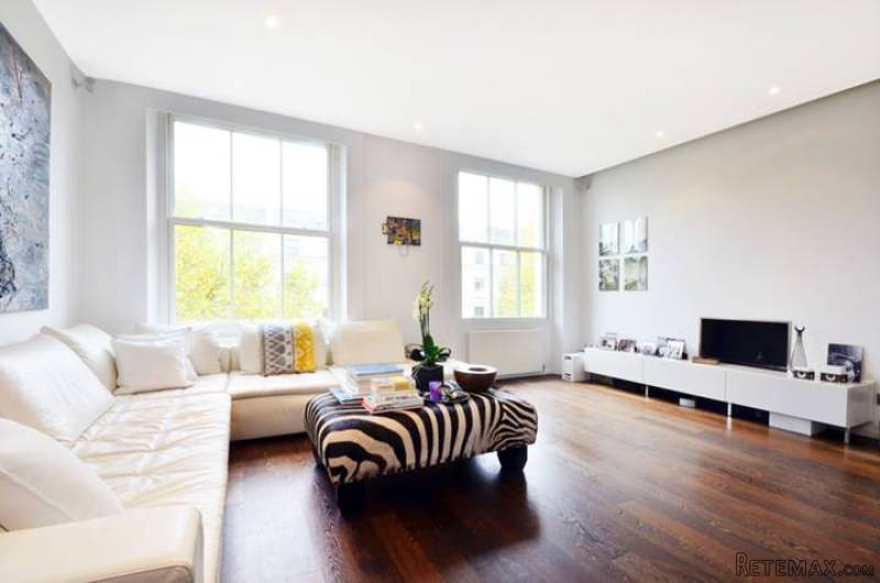 Stunning Two Bedroom Flat - 2