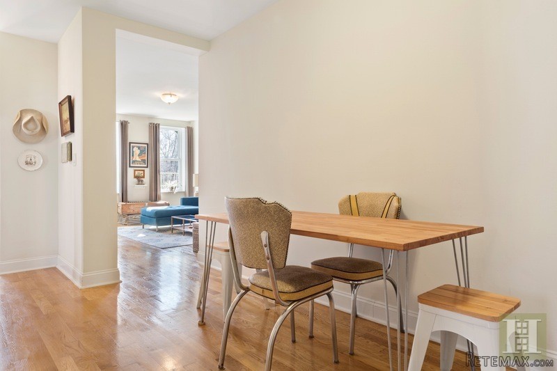 3 bedroom Apartment For Sale: 811.. - 2