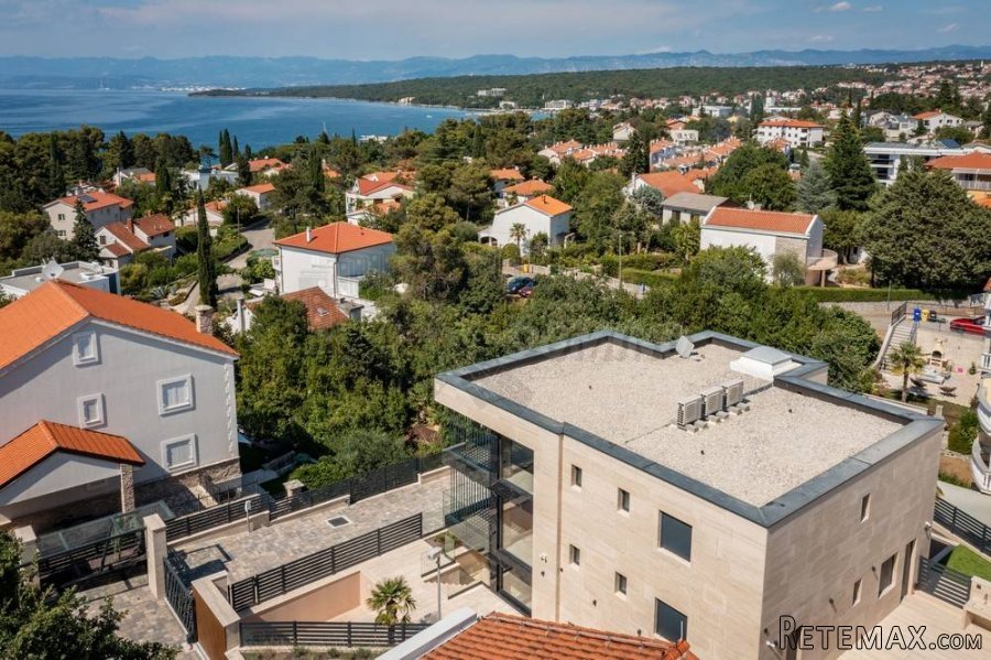 Penthouse u Malinskoj-bazen-pogled more!