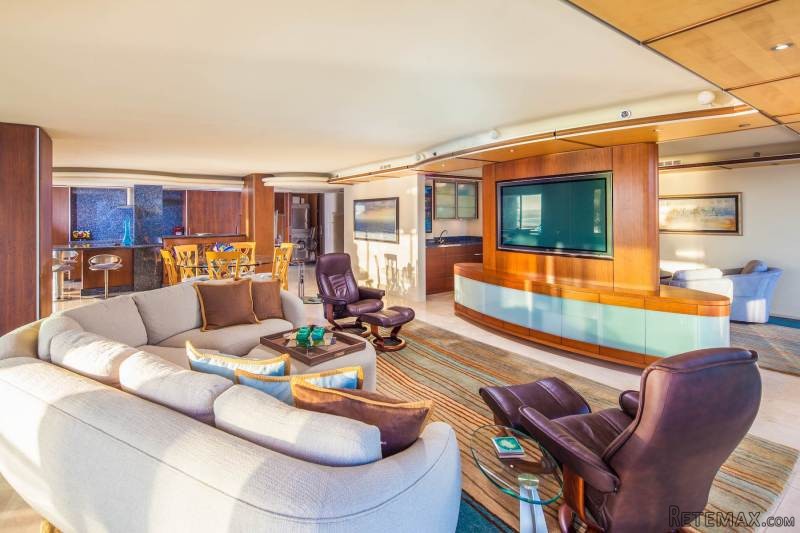 1780 Avenida Del Mundo #407 Coronado.. - 2