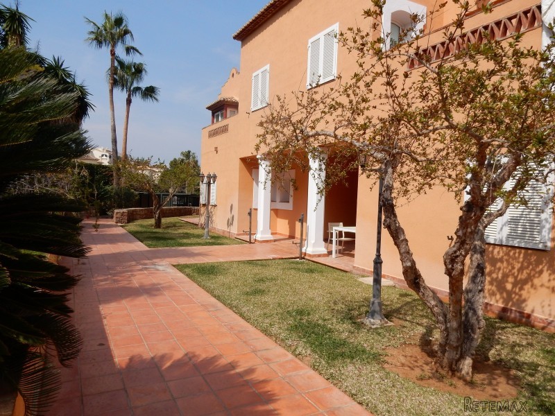 Apartment for sale in La Sella Golf..