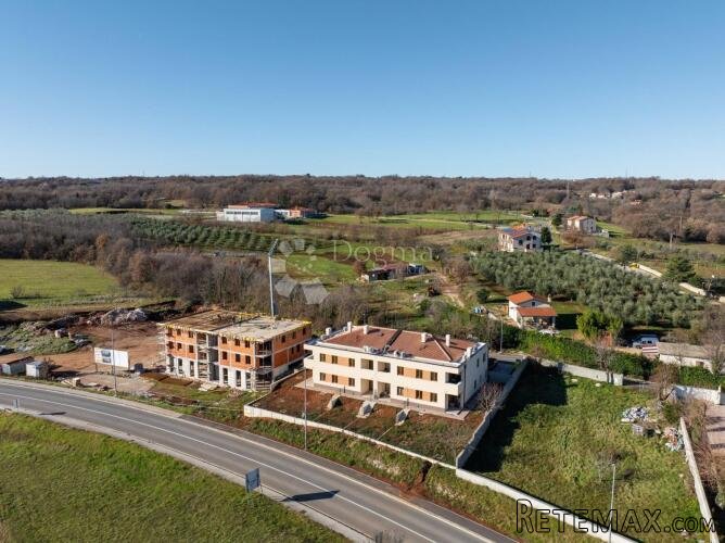 BARBAN,stan prizemlje 63 m2 sa vrtom - 3