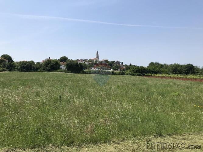 Višnjan - građevinski teren sa pogledom na more - 3