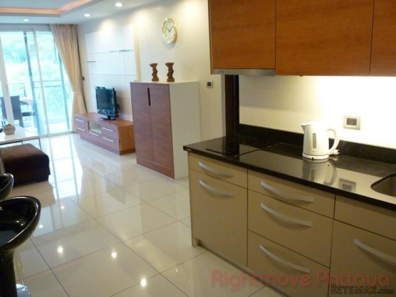 2 Bedroom Condo for sale in Pratumnak -.. - 2