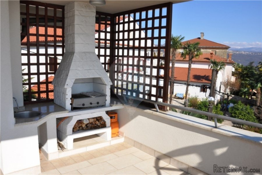 OPATIJA - STAN DVOETAŽNI OD 218,55 m2 - GARAŽA - 9