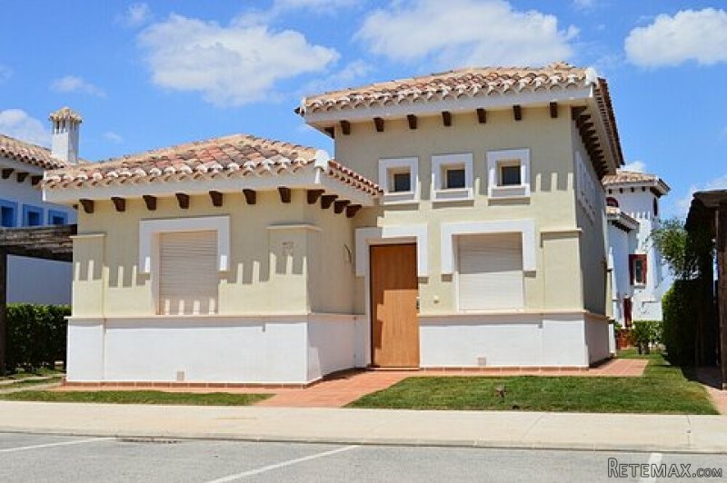 * 2 BED BUNGALOW STYLE VILLA