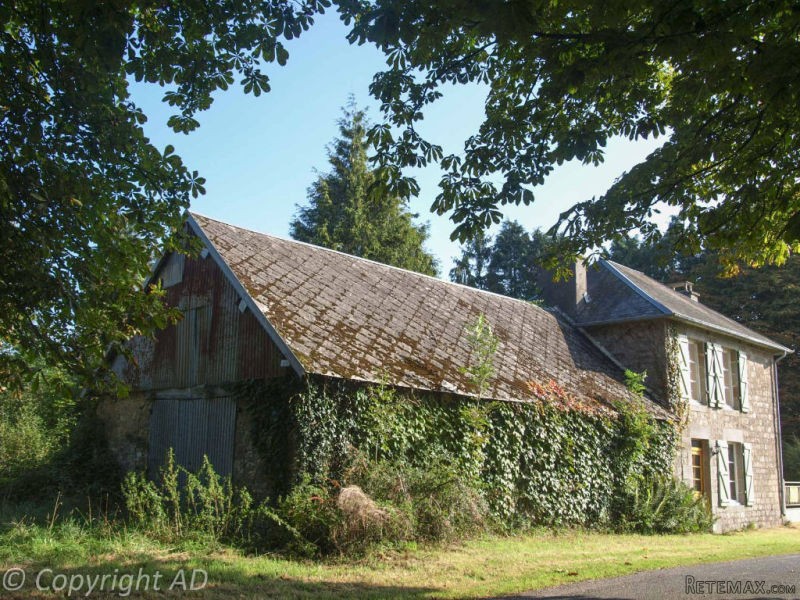 Stone Houe To Modernise With Barn