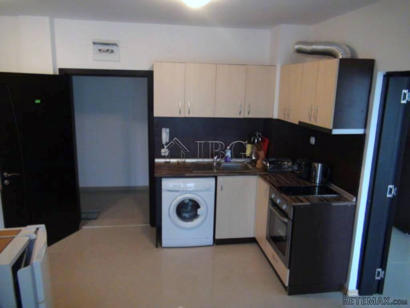 Furnished 1-bedroom apartment with POOL.. - 2