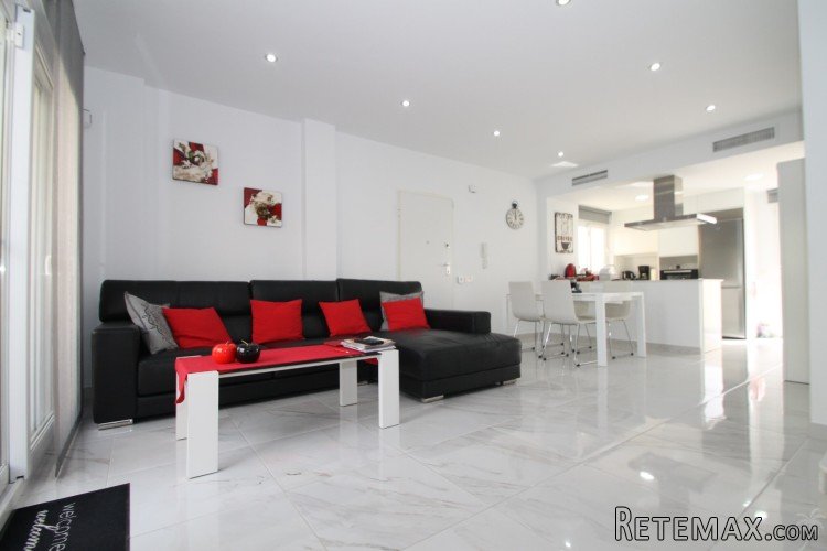 This well maintained terraced house is a great opportunity.. - 3