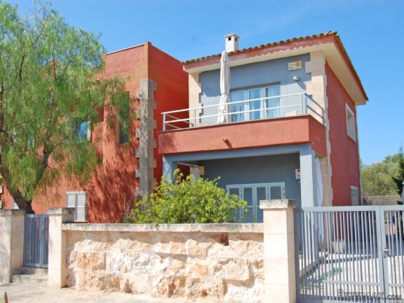 Lovely Family Home In S'estanyol - 2
