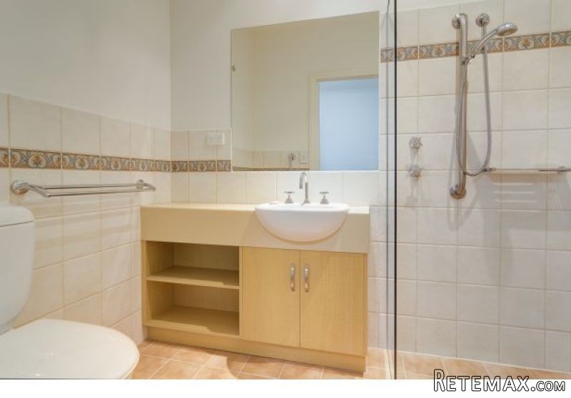Rarely Available 2 Bedroom Apartment! -.. - 2