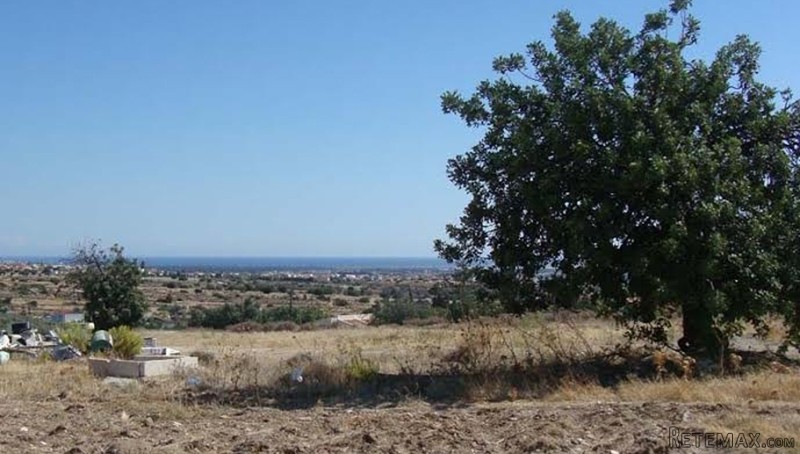 Residential Corner Plot In Erimi..