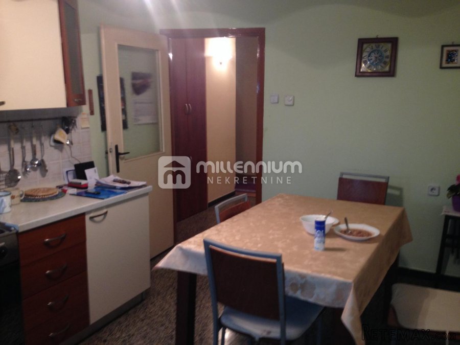 Rijeka, Centar, 110m2, 4-sobni stan s pogledom na more