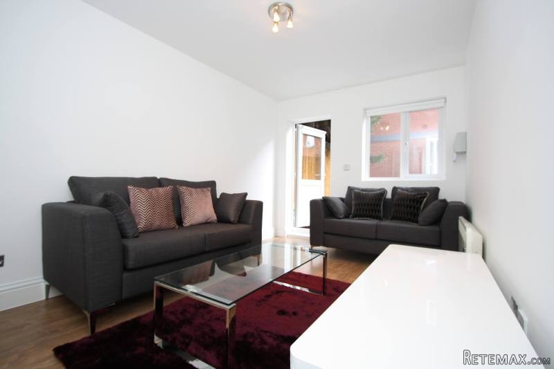 Greenland Mews - Surrey Quays SE8