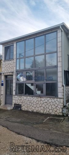 Ploče-Baćina, kuća 300m2 s dva odvojena stana podrumom i pa.. - 3