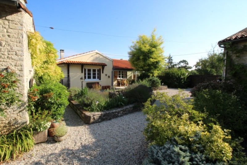 Renovated House With Three Gites And..