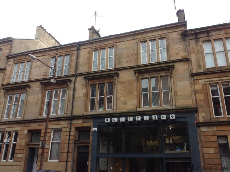 2/1, 74 Hyndland Street, Partick.. - 2