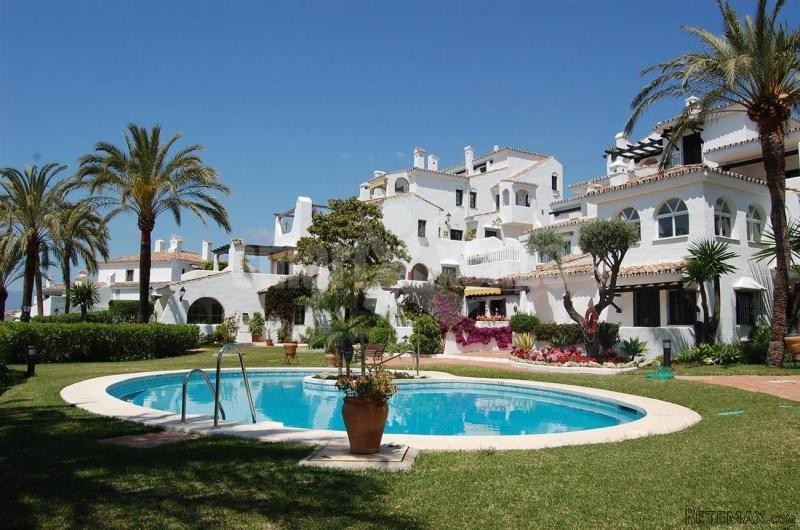 Apartment For Sale In Nueva Andalucia..