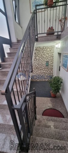 Ploče-Baćina, kuća 300m2 s dva odvojena stana podrumom i pa.. - 6