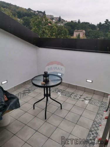 OPATIJA- strogi centar, novouređen stan sa balkonom i pogled - 8